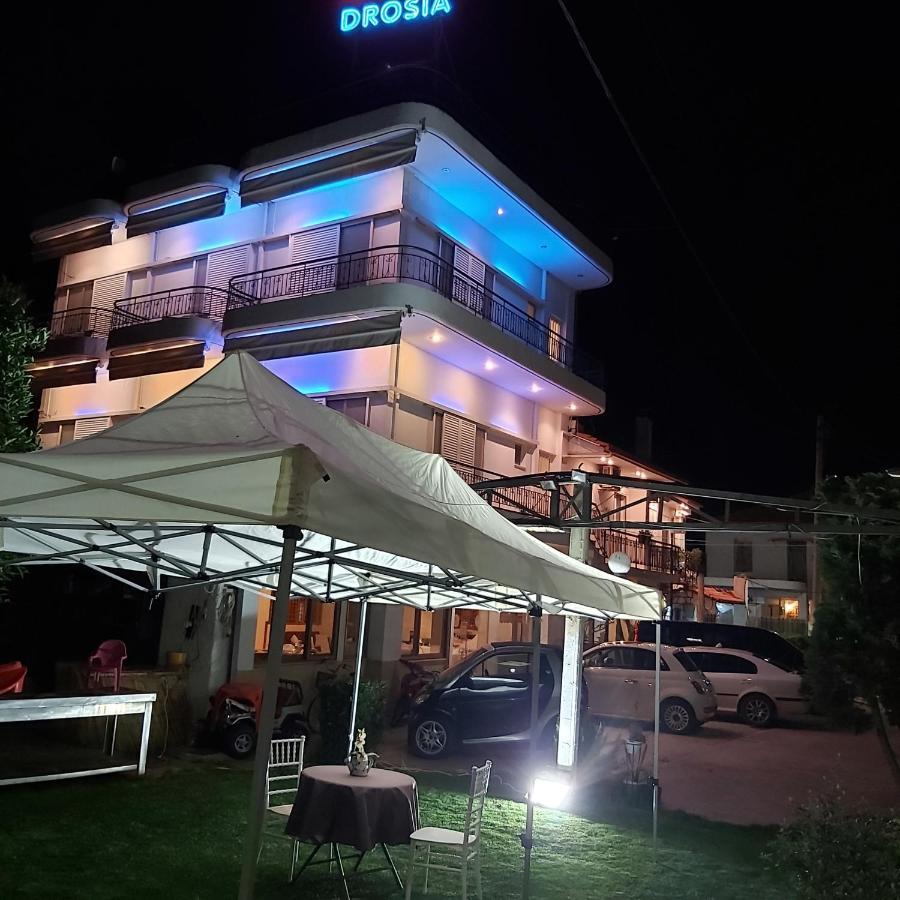 Hotel Drosia Messíni エクステリア 写真