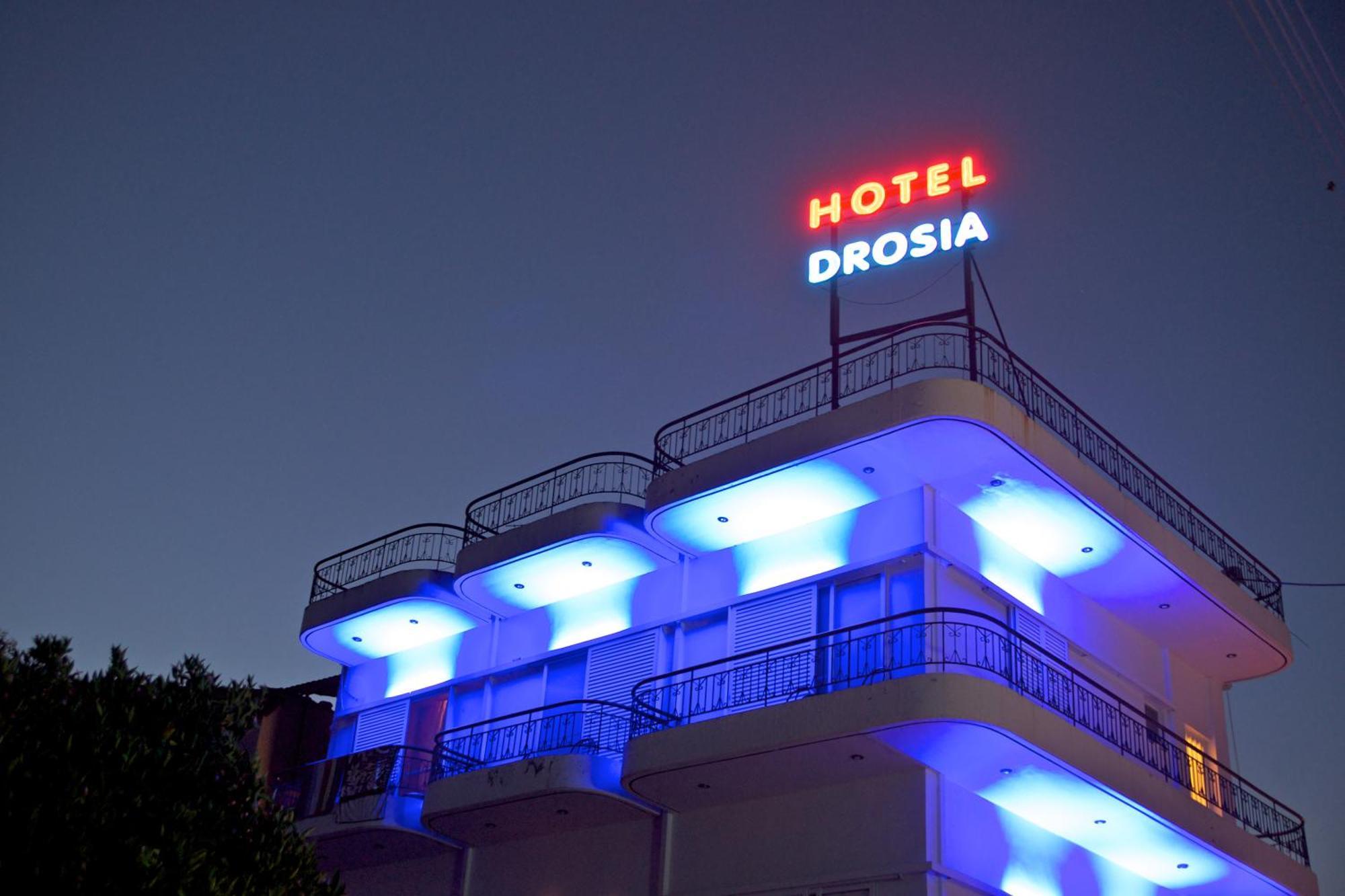 Hotel Drosia Messíni エクステリア 写真